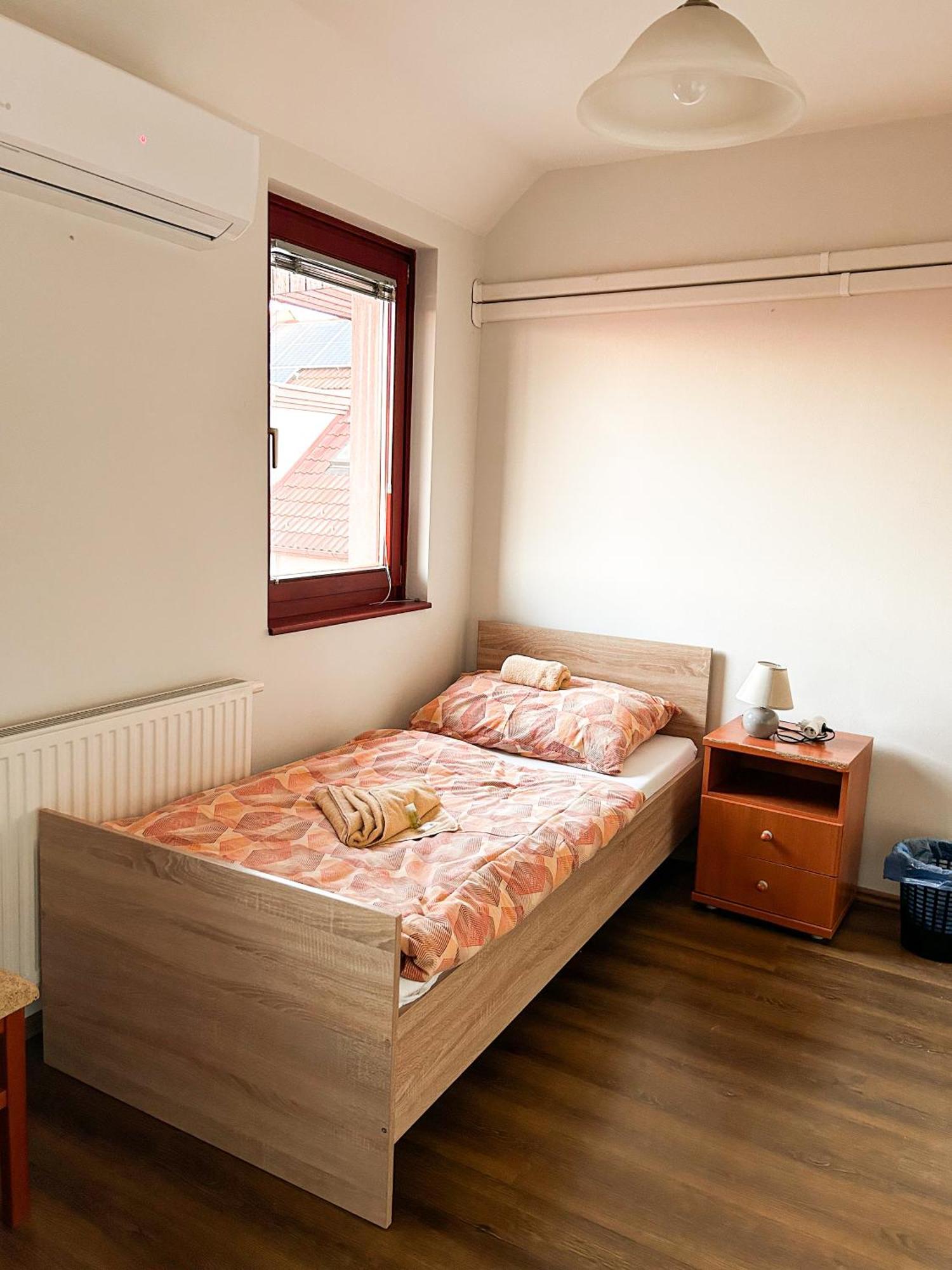 Malom Panzio Bed & Breakfast Kiskunfélegyháza Екстериор снимка