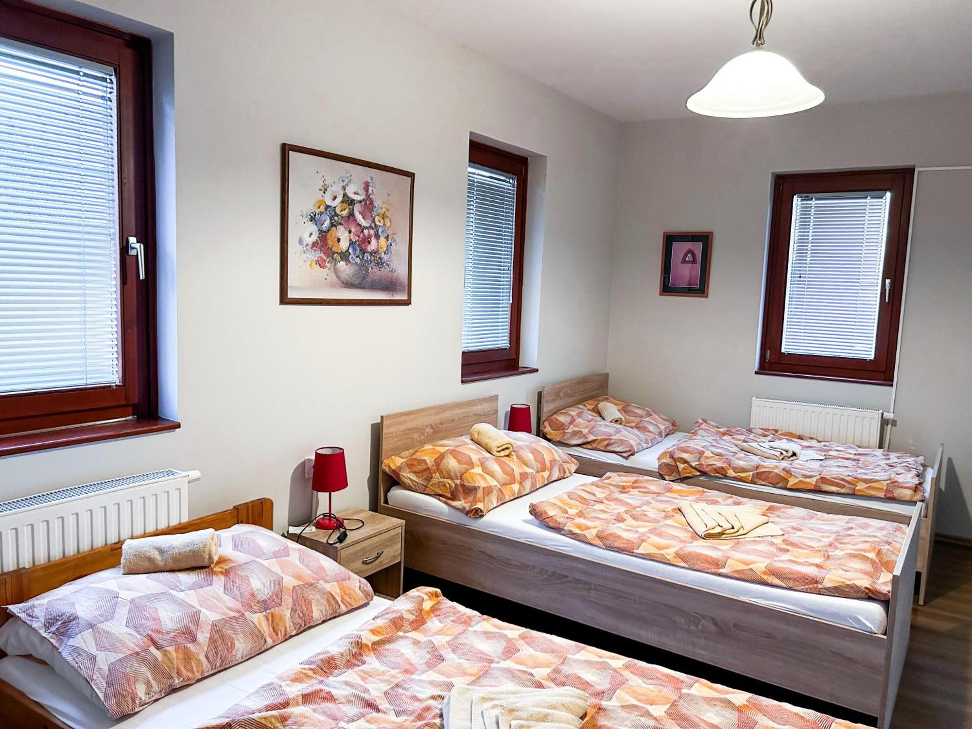 Malom Panzio Bed & Breakfast Kiskunfélegyháza Екстериор снимка