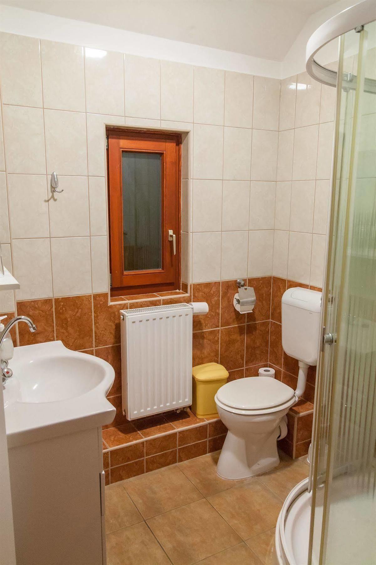 Malom Panzio Bed & Breakfast Kiskunfélegyháza Екстериор снимка